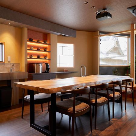 大阪古今 天下茶屋 With A Private Parking Lot And A Half Open-Air Bath And Direct To Kix别墅 外观 照片